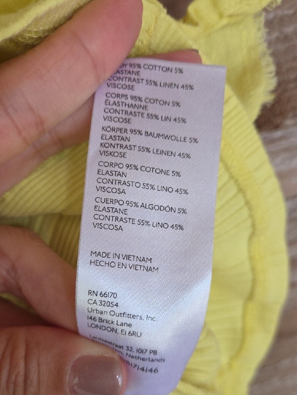 Pilcro XS Yellow Ruffle-Front Ribbed Tank - Picture 3 of 6